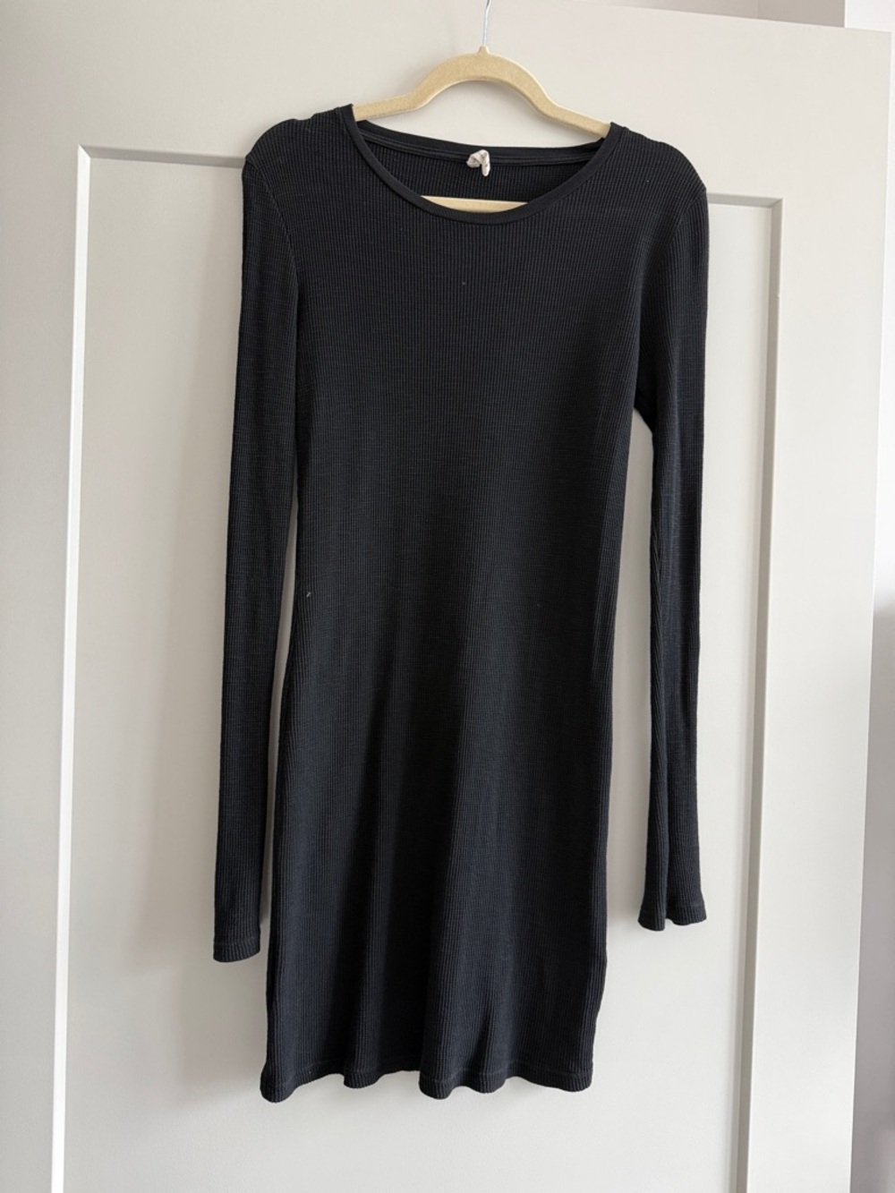 CHRISTINA LEHR Women’s Black Long Sleeve Ribbed Dress